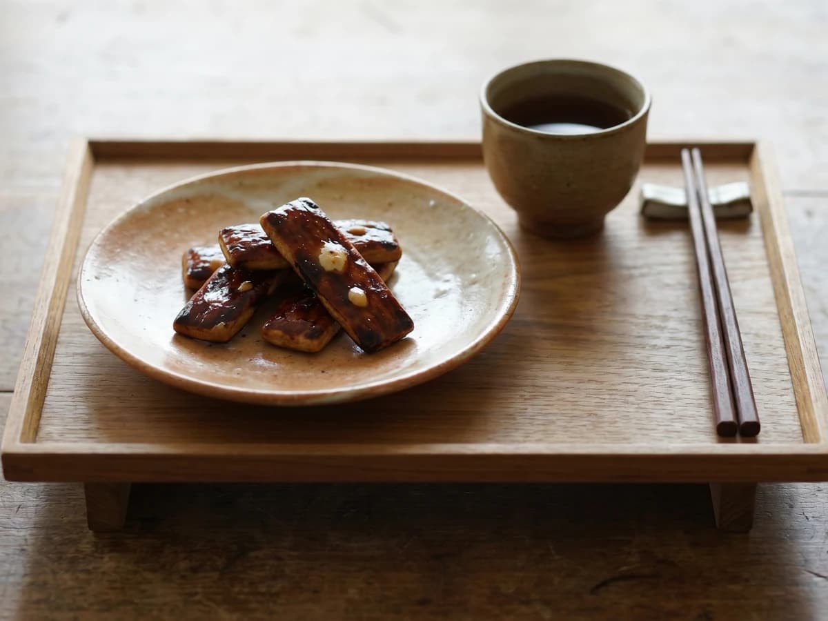 Soft Soy-Soaked Rice Crackers (ぬれせんべい, Nure Senbei) - Chef Takumi