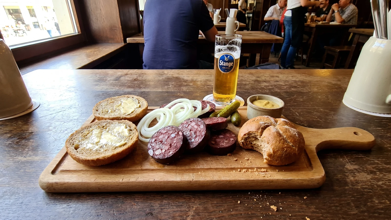 Kölscher Kaviar (Flönz mit Öllich)