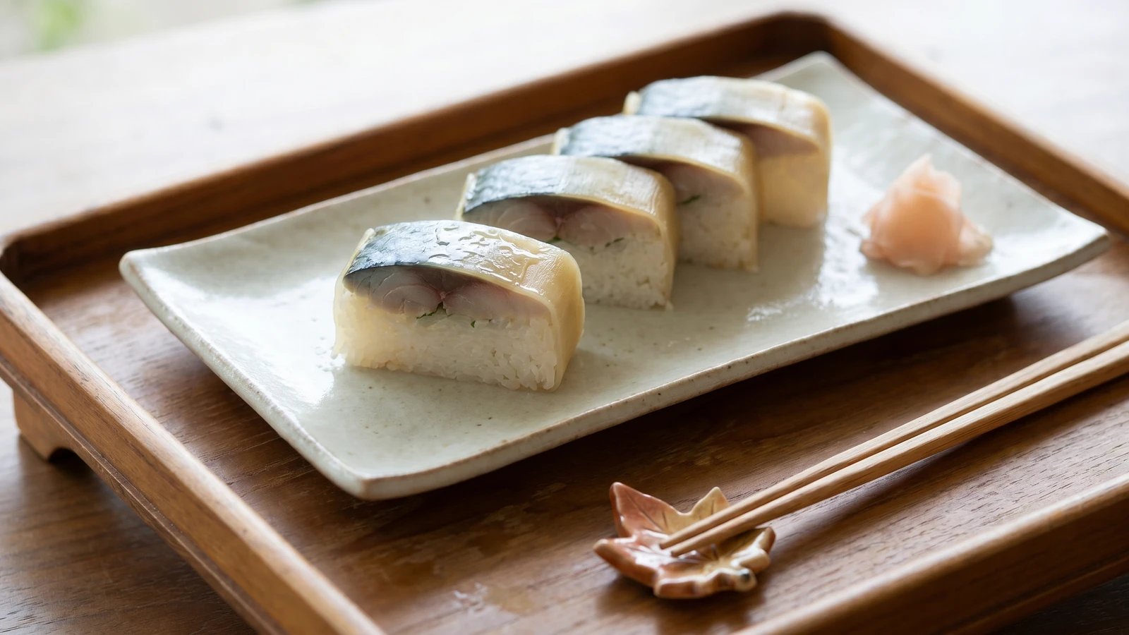 Battera (バッテラ, Osaka konbu-pressed mackerel)