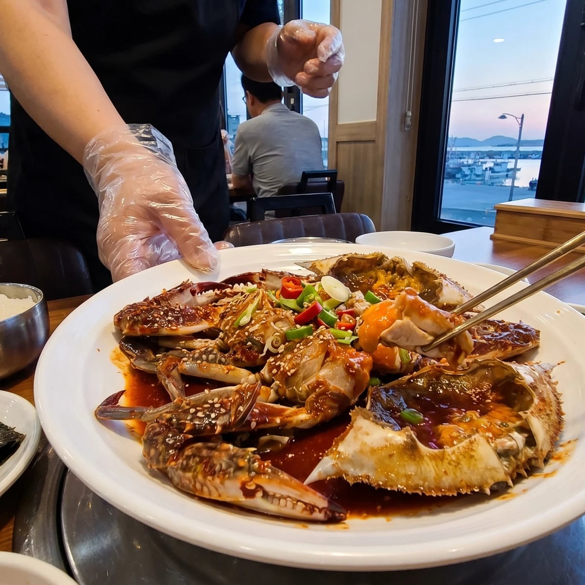 Yangnyeom-gejang (Spicy Marinated Raw Crab)