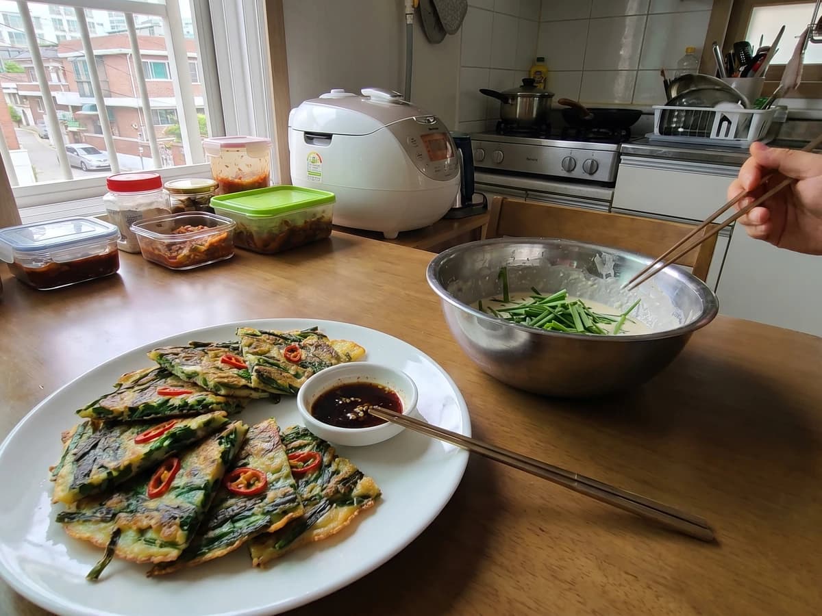 Buchu-jeon (Garlic Chive Pancake)