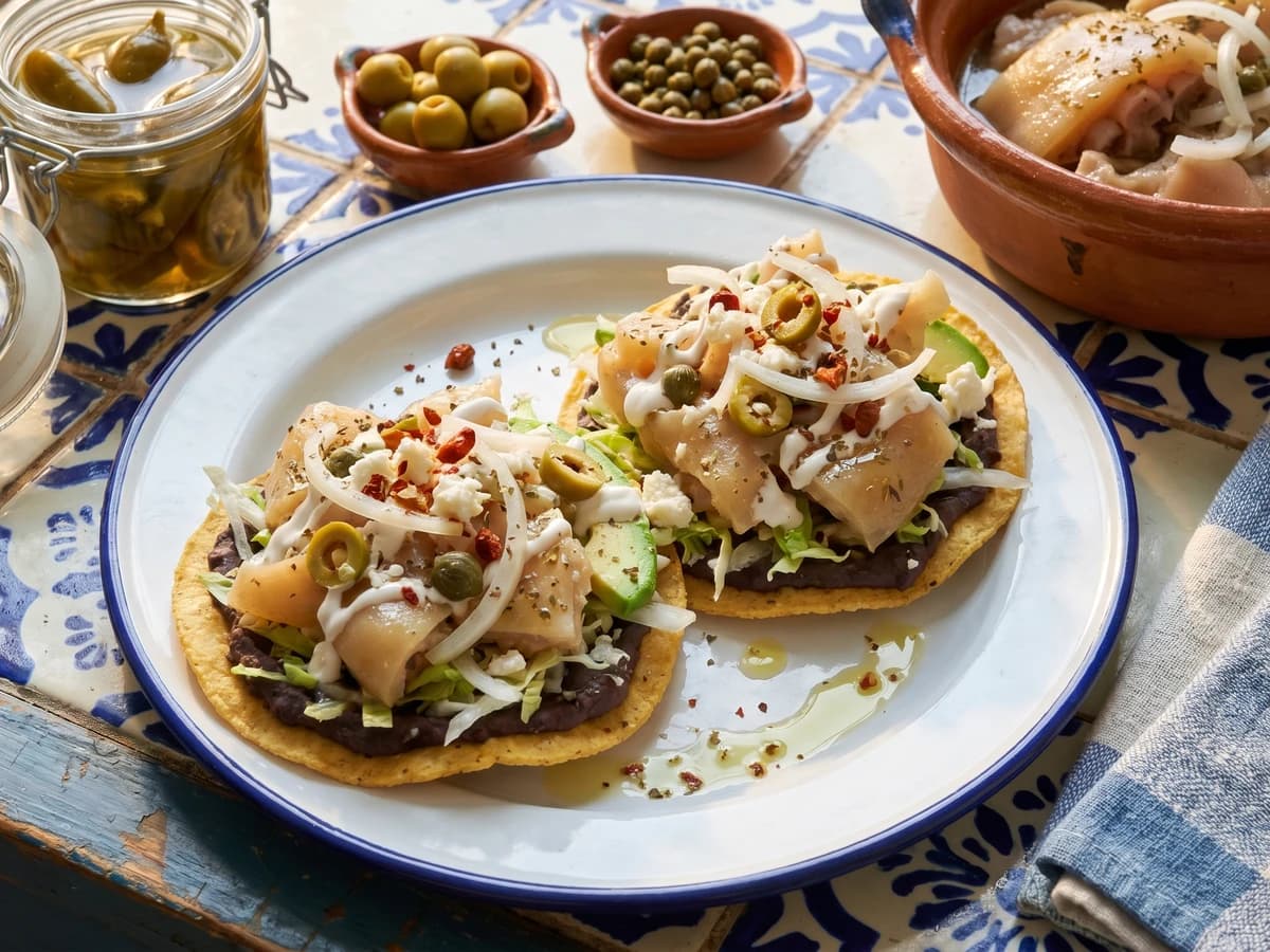 Tostadas de Pata Veracruzanas - Chef Lupita
