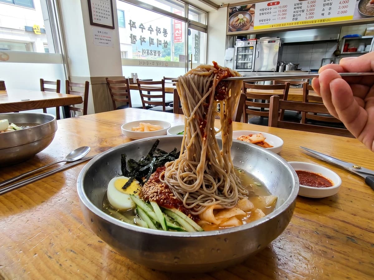Makguksu (Gangwon Buckwheat Noodles) - Chef Jeong-sun