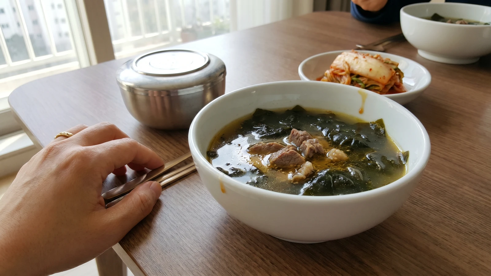 Miyeok-guk (Seaweed Soup)