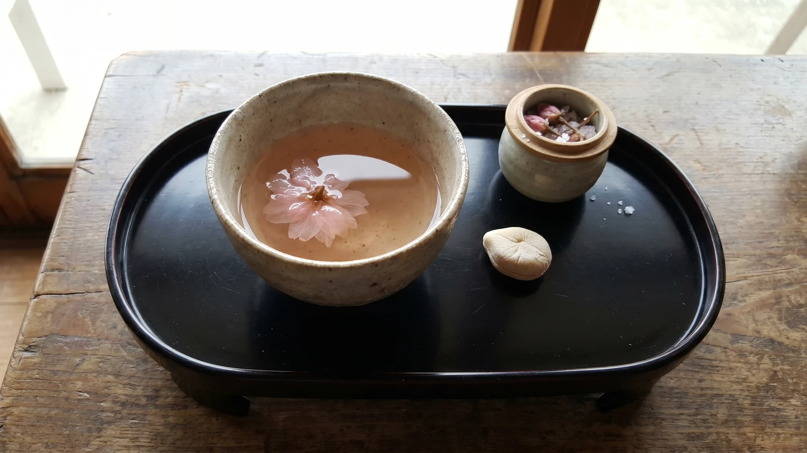Sakurayu (桜湯, cherry blossom tea)