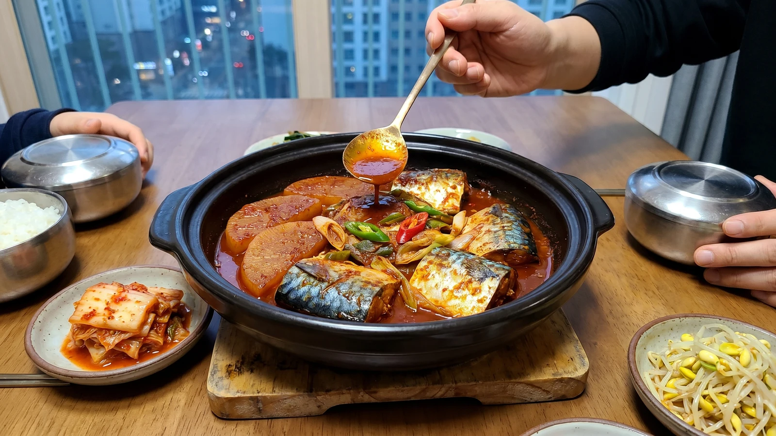 Godeungeo-jorim (Braised Mackerel)