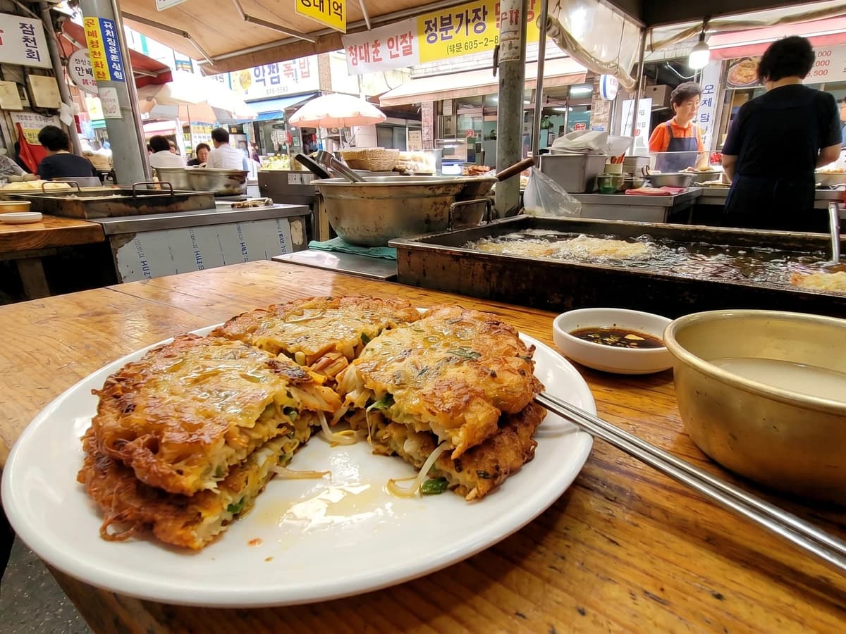 Bindaetteok (Korean Mung Bean Pancakes)