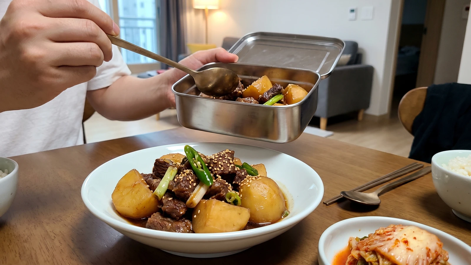Sogogi-gamja-jorim (Beef and Potato Soy Braise)