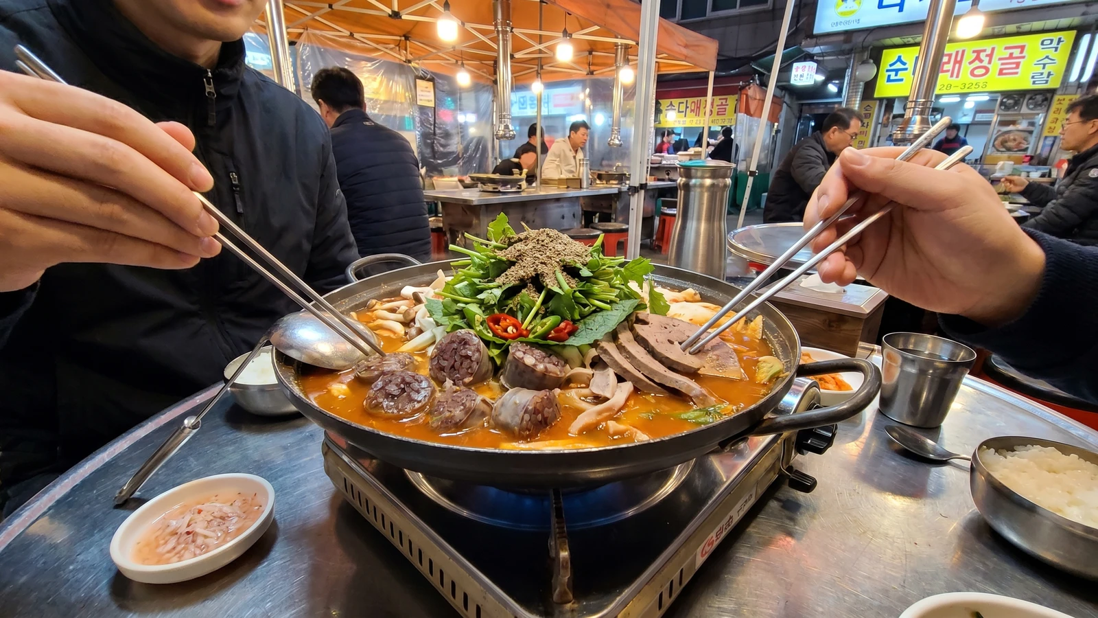 Sundae-jeongol (순대전골, Blood Sausage Hot Pot)