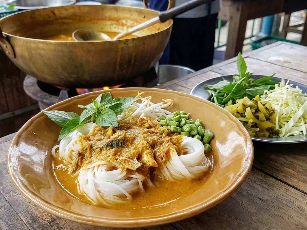 Southern Fish Curry Noodles (Khanom Jeen Nam Ya Tai) - Chef Fai