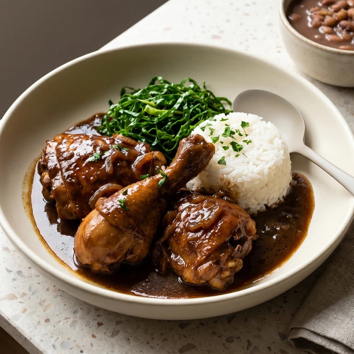 Frango Caipira ao Molho Pardo