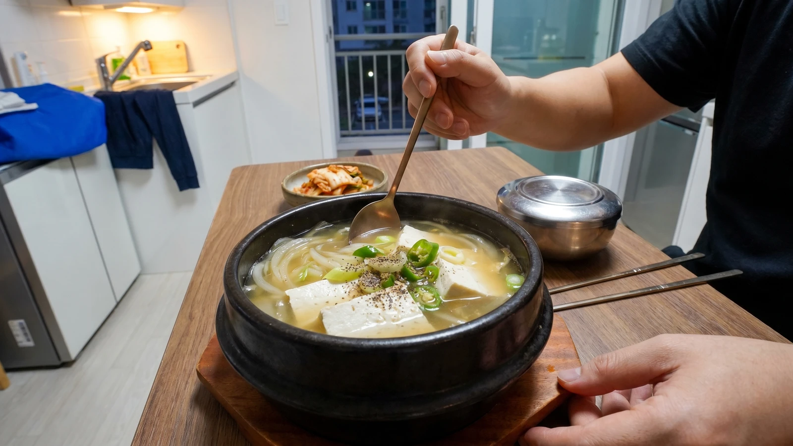 Dubu-jjigae (Tofu Stew)